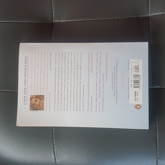 Eat Pray Love by Elizabeth Gilbert paperback - Picture 2 of 9